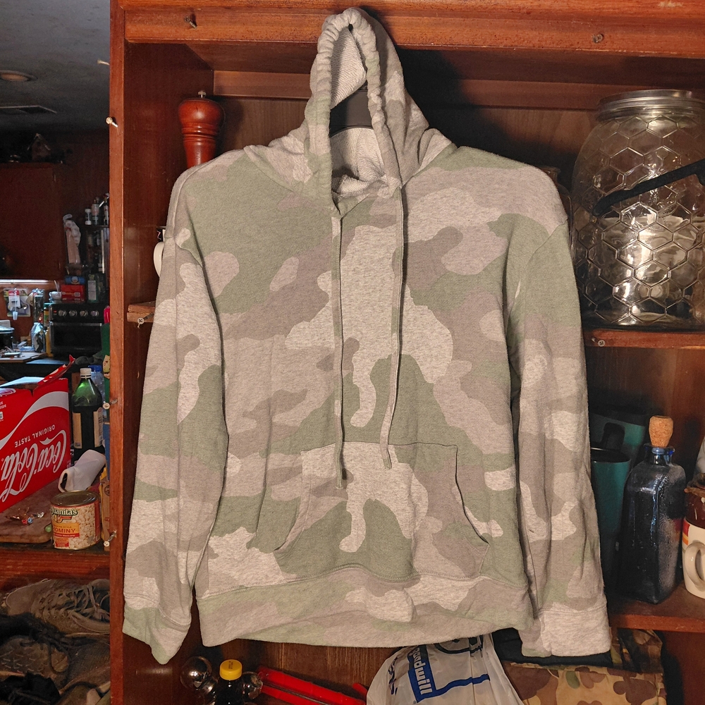 M&S(Marks & Spencer) COLLECTION Size Medium Grey And Green Camo Hoodie
